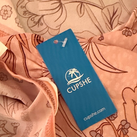 Cupshe Floral Pink Dress - Picture 5 of 5